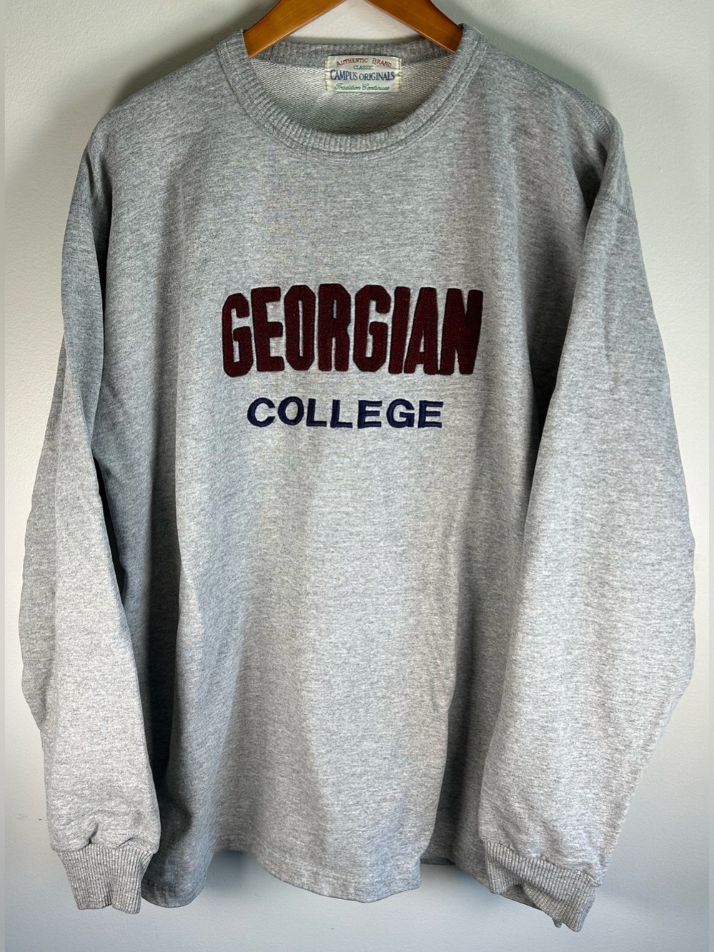 Campus Originals Men’s Crewneck Sweater Size XL Georgian College Ontario VTG Y2K